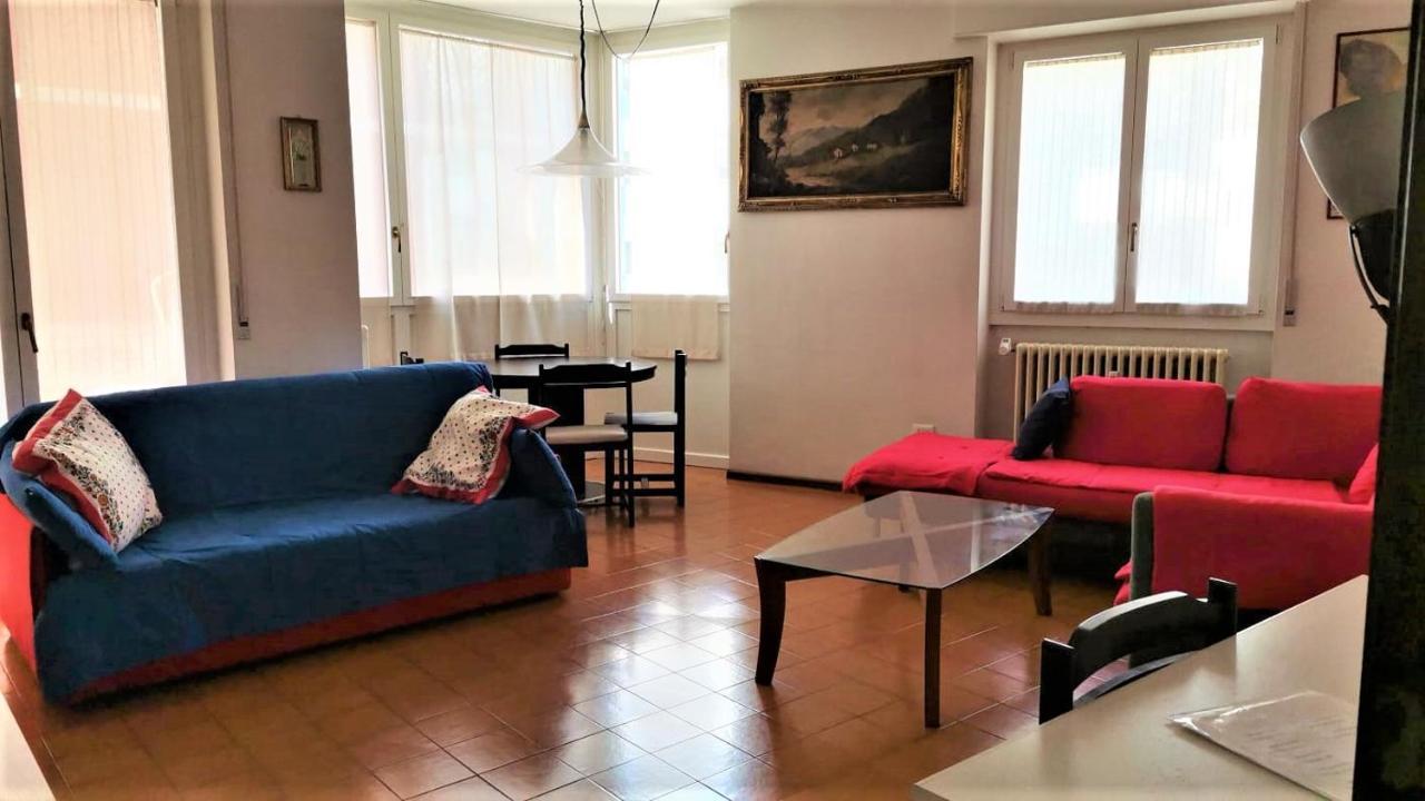 Spazioso Appartamento سوندريو المظهر الخارجي الصورة